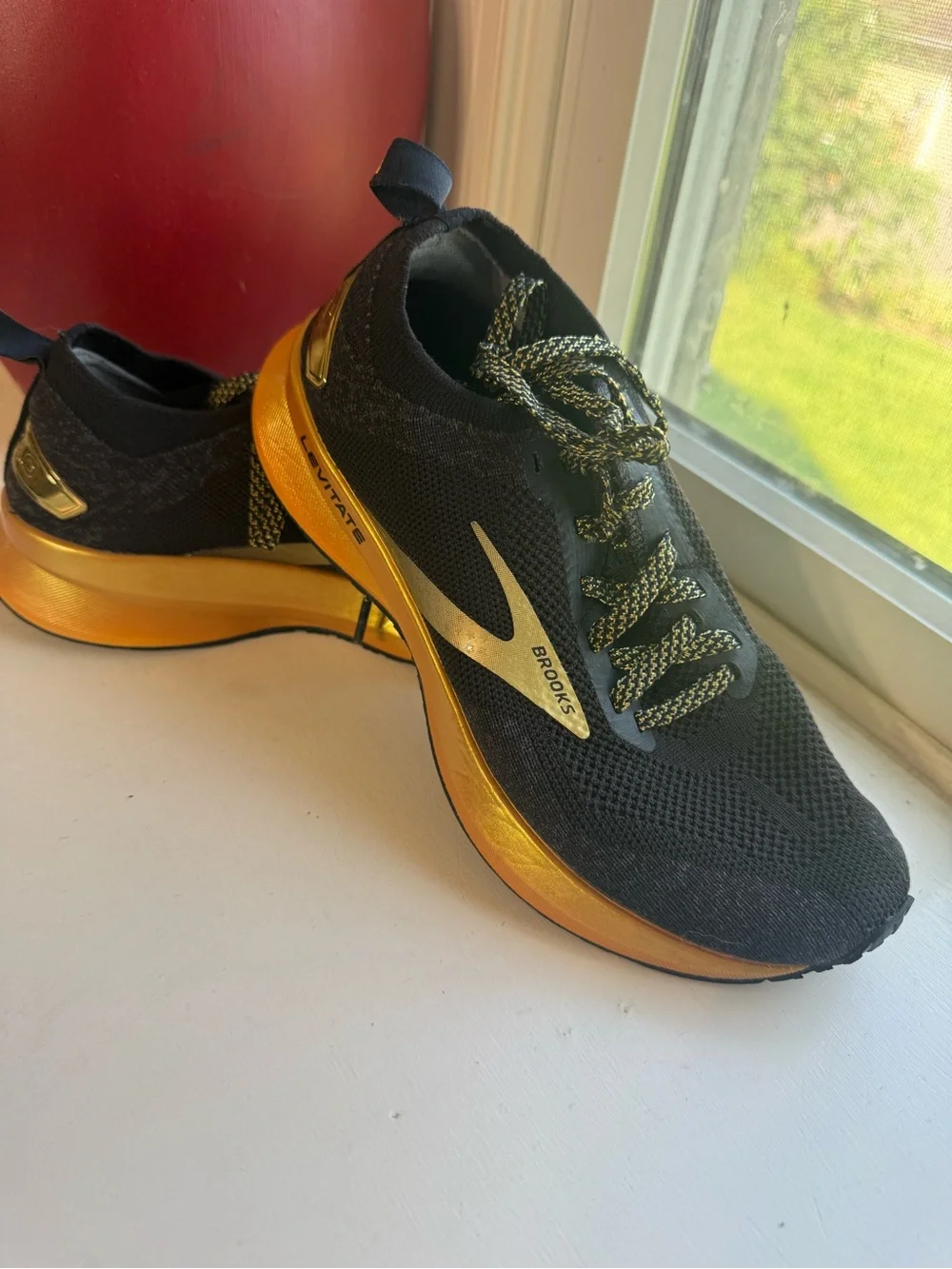 Brooks Levitate 4 